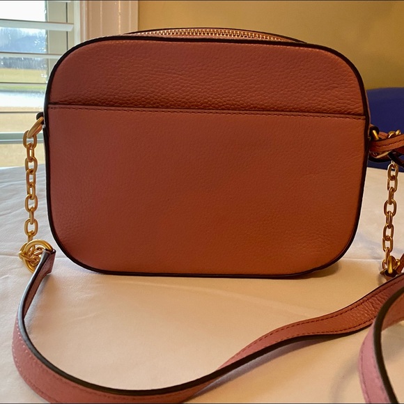 Tory Burch McGraw Camera bag with matching McGraw Bi-fold Wallet - Picture 5 of 13